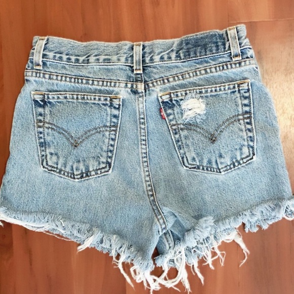 Vintage high waisted Levi’s SOLD ON MERCARI - Picture 3 of 5